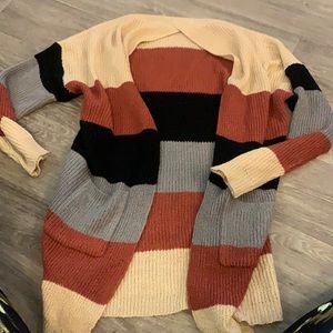 Women’s lightweight sweater